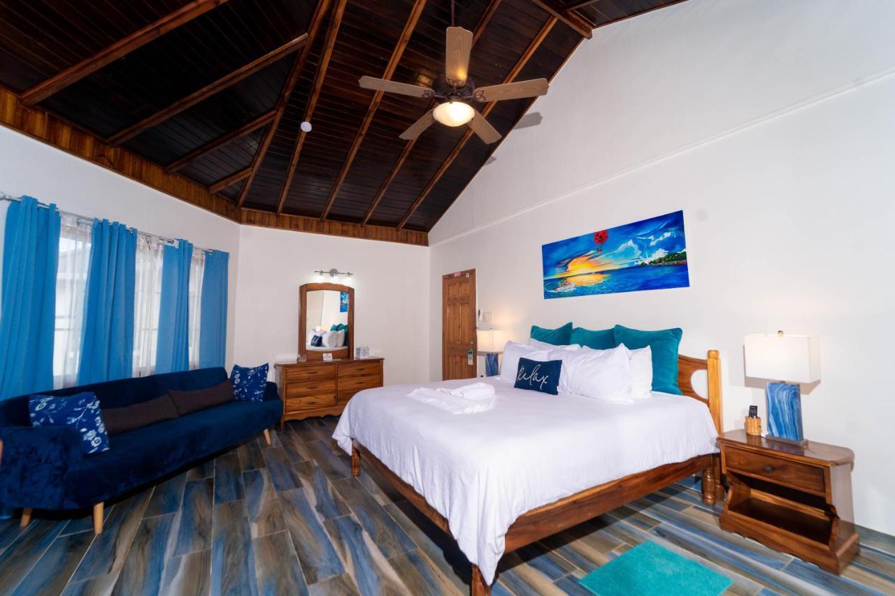 Blue Skies Beach Resort Negril Extérieur photo
