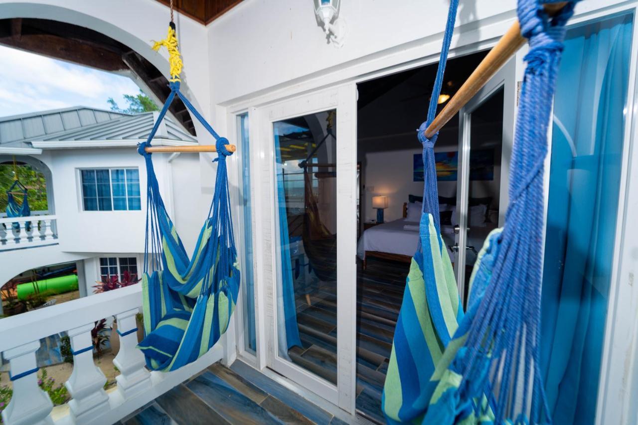 Blue Skies Beach Resort Negril Extérieur photo
